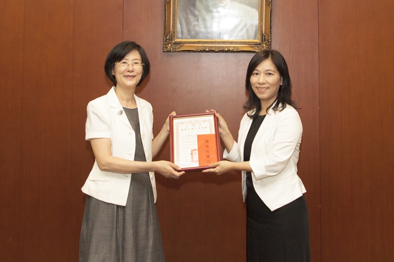 103年法務部模範公務人員洪淑姿檢察官