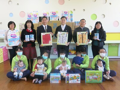 臺中更保關懷台中女子監獄保育室幼兒寒冬送暖