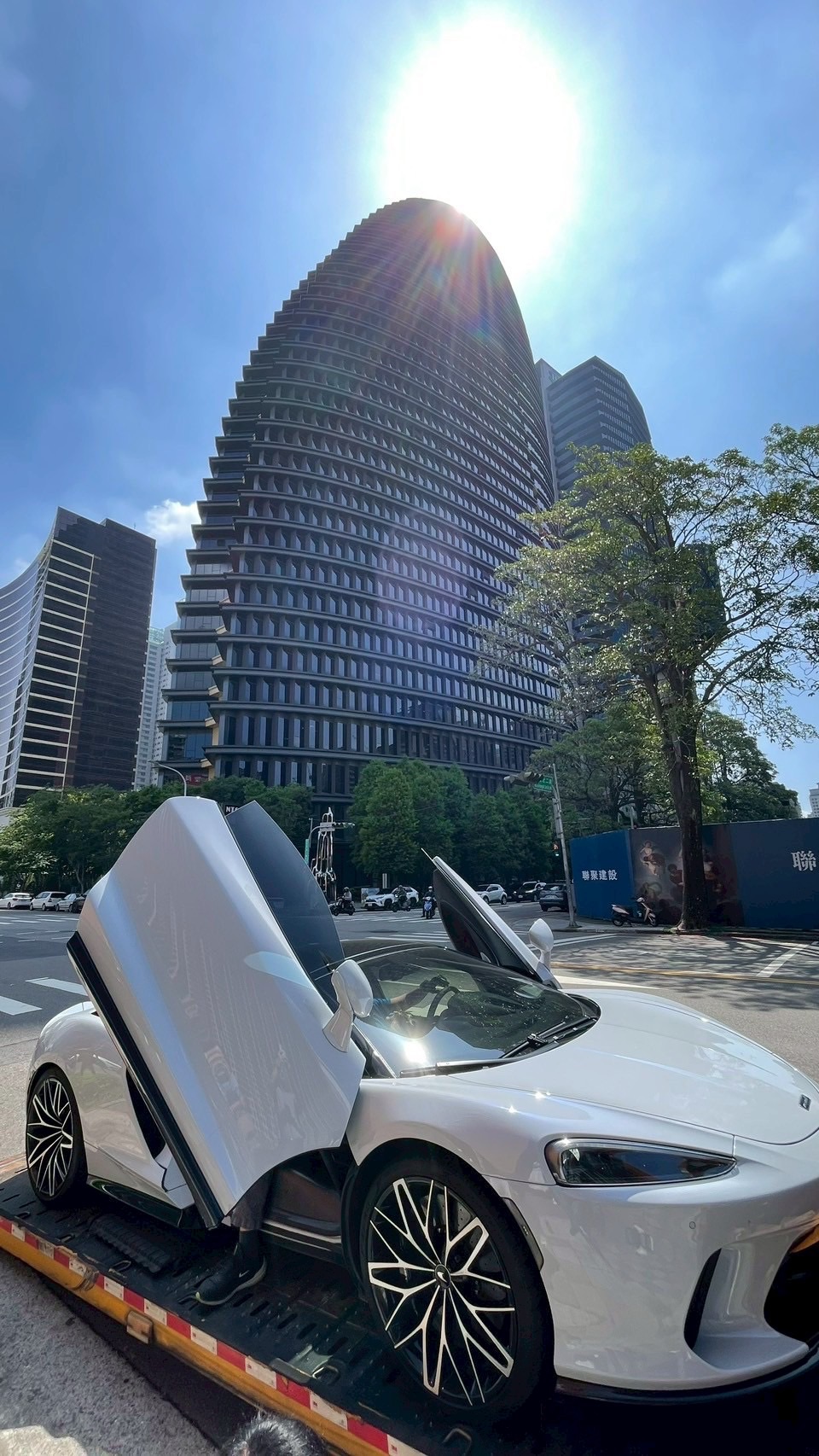 拍賣麥拉倫豪車