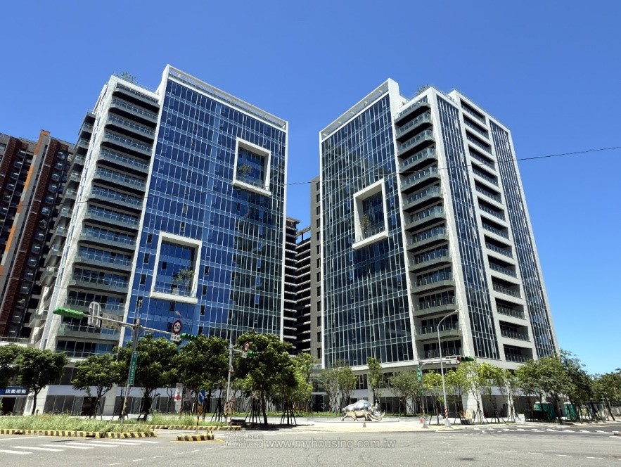 CHUNGYUET Forest Plaza Commercial Building Pre-sale House