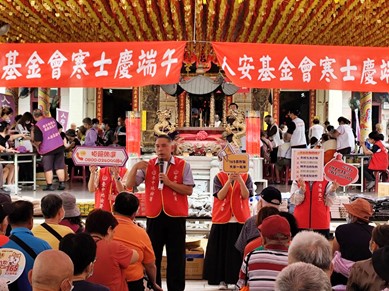 本署透過民俗活動，分眾多元方式，深入社區宣導